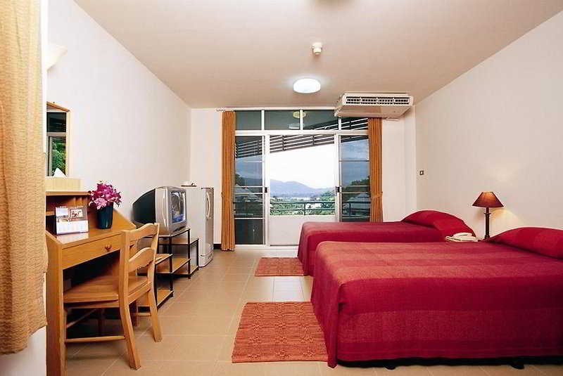 Room thumbnail 1
