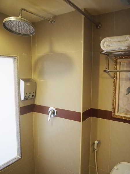 Room thumbnail 25
