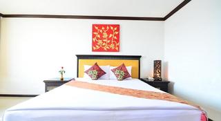 Room thumbnail 8