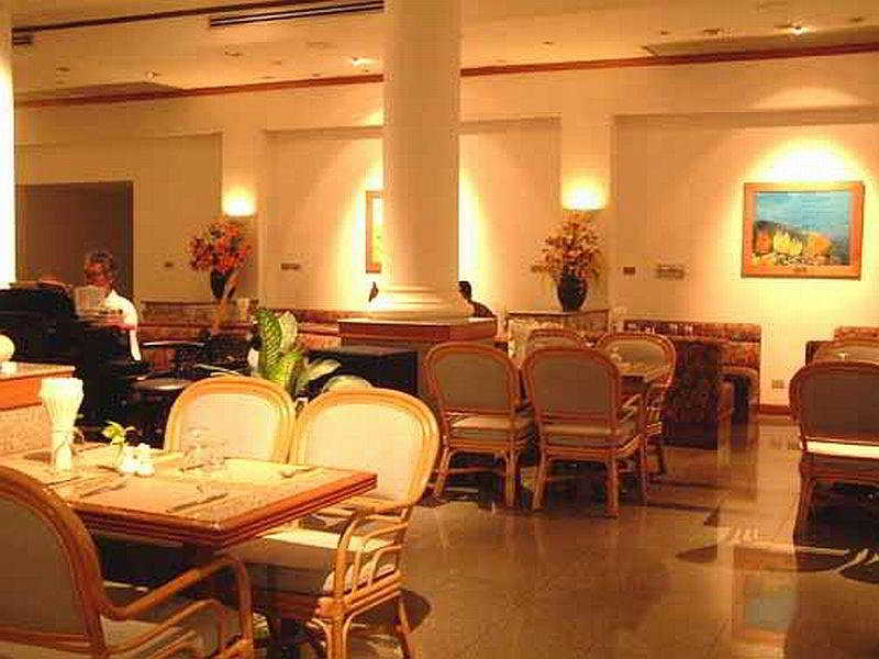 Restaurant thumbnail 3