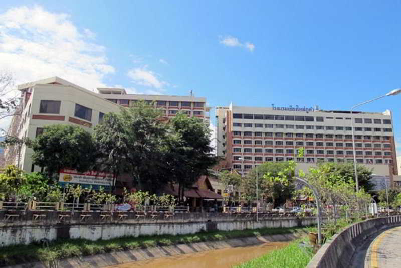 General view thumbnail 1