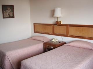 Room thumbnail 2