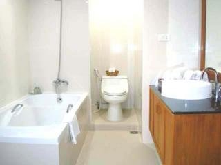 Room thumbnail 6