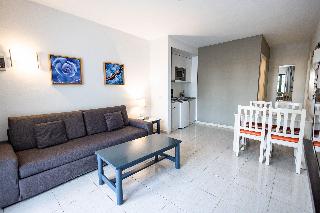 Room Room