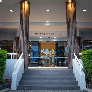 DoubleTree by Hilton Hotel Cairns