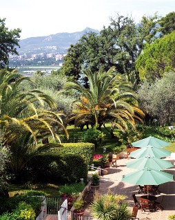 Terrace
 di Inter-Hotel Residence les Agapanthes