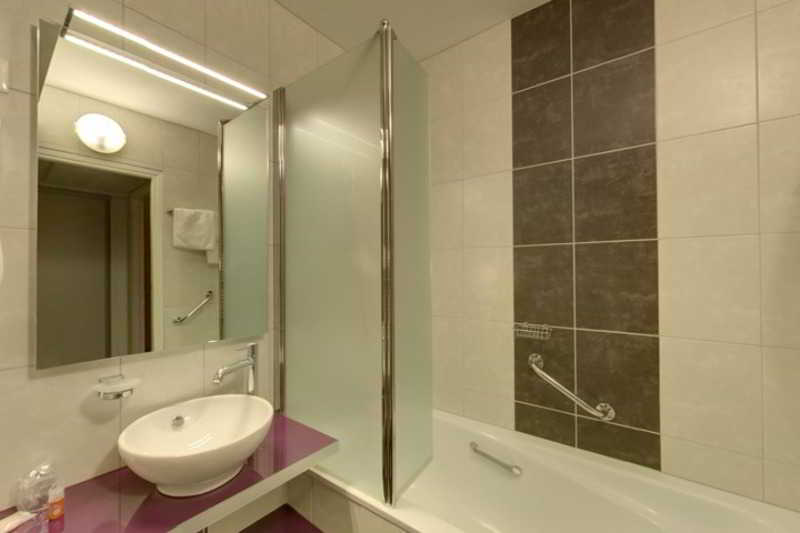 Room
 di Inter-Hotel De France Cahors