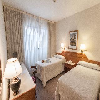Room thumbnail 23