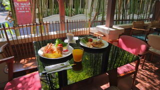Restaurant thumbnail 1