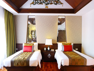Room thumbnail 9