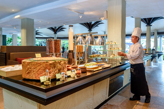 Restaurant thumbnail 12