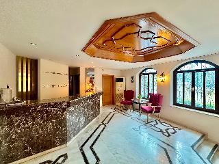 Aspen Hotel