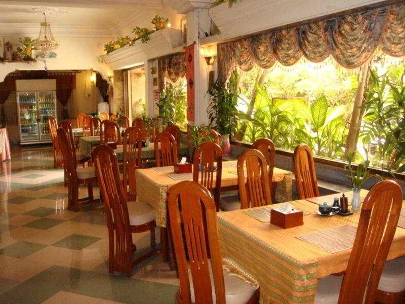Restaurant thumbnail 12