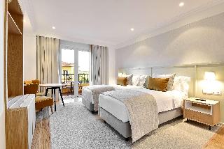 Room Room