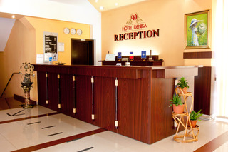 Lobby
 di Denisa Otopeni