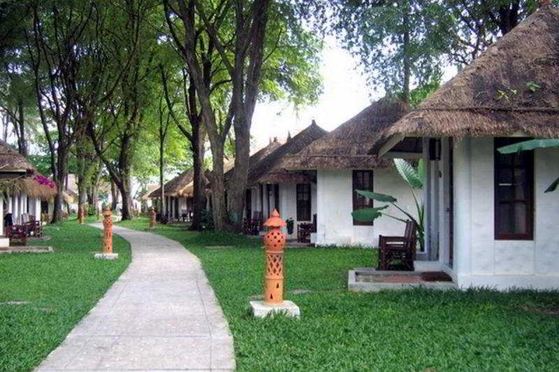 General view thumbnail 1