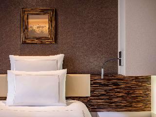 Swiss Advantage Room King Harbour View