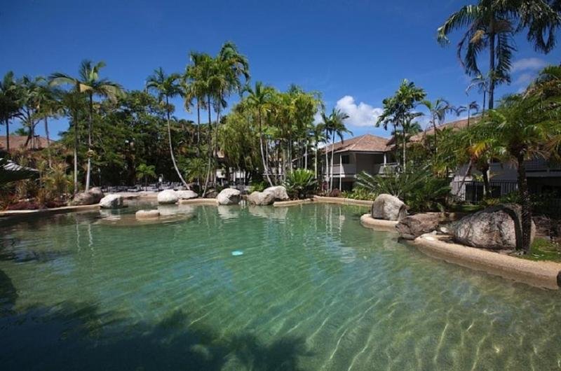 Pool
 di Rendezvous Reef Resort Port Douglas