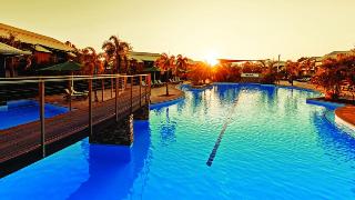Oaks Cable Beach Resort