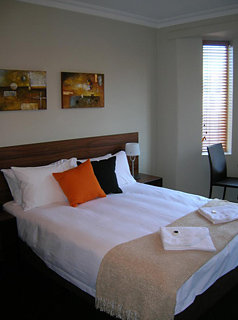 Room thumbnail 1