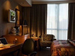 EXECUTIVE HOTEL VINTAGE PARK VANCOUVER