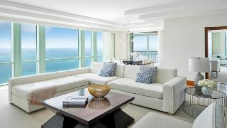 2 Bedroom Sapphire Suite