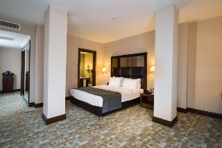 CORNER SUITE SINGLE