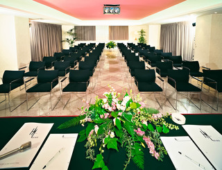 Conferences
 di Milton Rimini