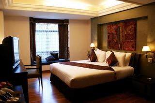 Room thumbnail 8