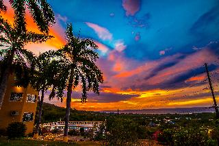 Emerald Villas
