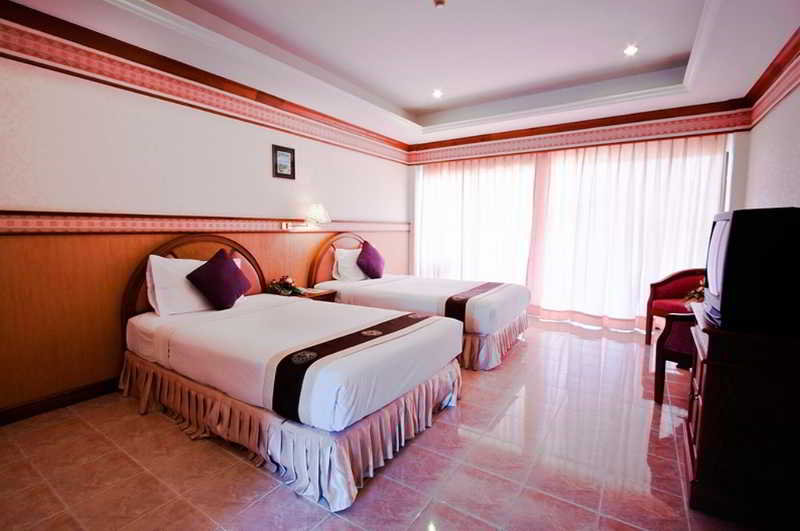 Room thumbnail 15