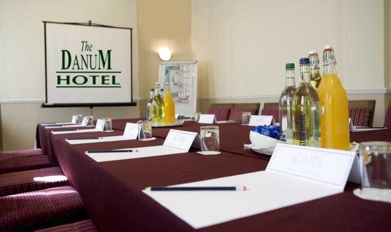 Conferences
 di Danum