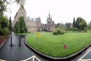 Gillis Centre Bed and Breakfast, Edinburgh