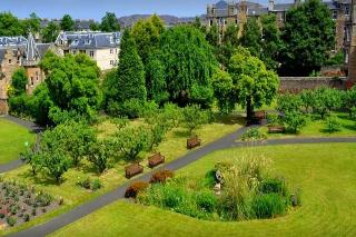 Gillis Centre Bed and Breakfast, Edinburgh