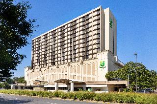 Holiday Inn National Airport / Crystal City