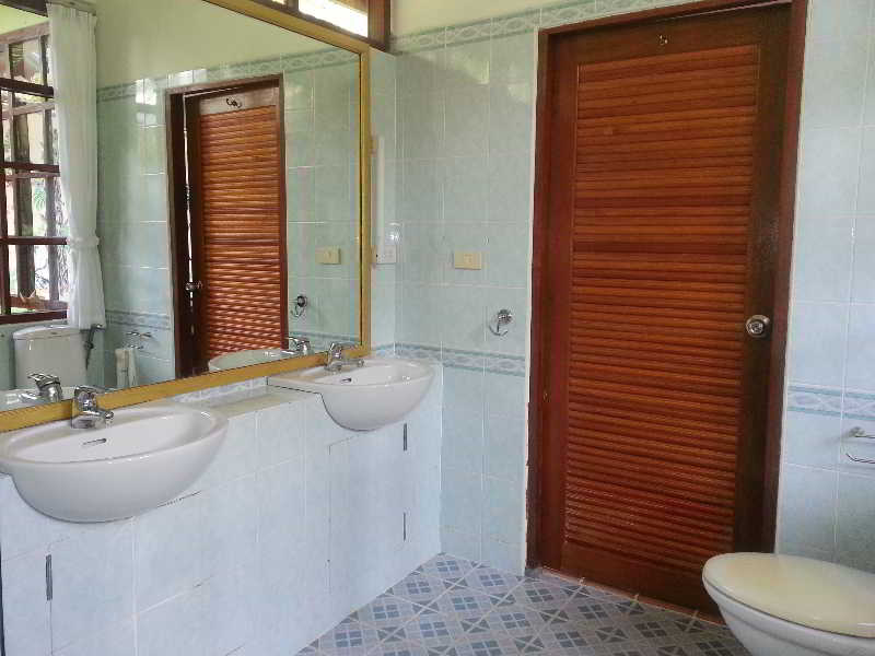 Room thumbnail 33