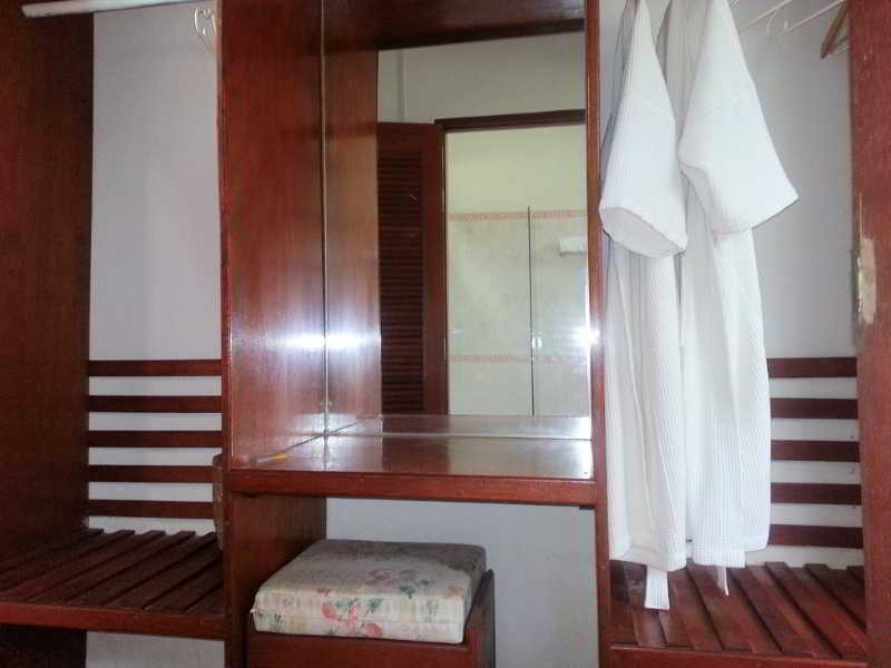 Room thumbnail 16