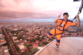 Sports and Entertainment
 di Crown Regency Hotel and Towers Cebu City