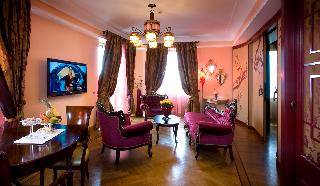 Grand Hotel Savoia, Genoa