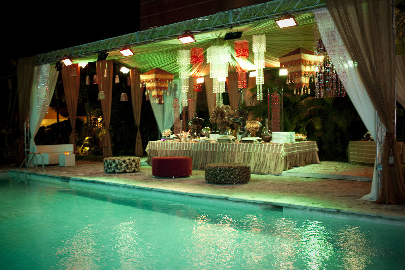 Pool
 di Hodelpa Garden Court