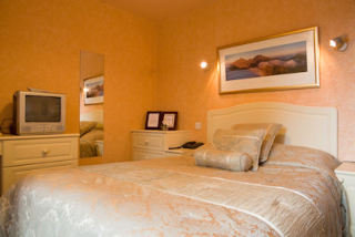 Room
 di The Glen Lui