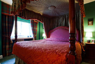 Room
 di The Glen Lui