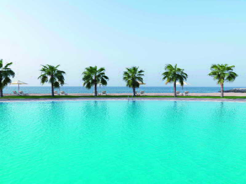 The Radisson Blu Resort Fujairah - Pool