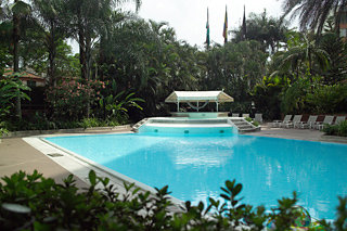 Pool
 di Radisson Royal Cali