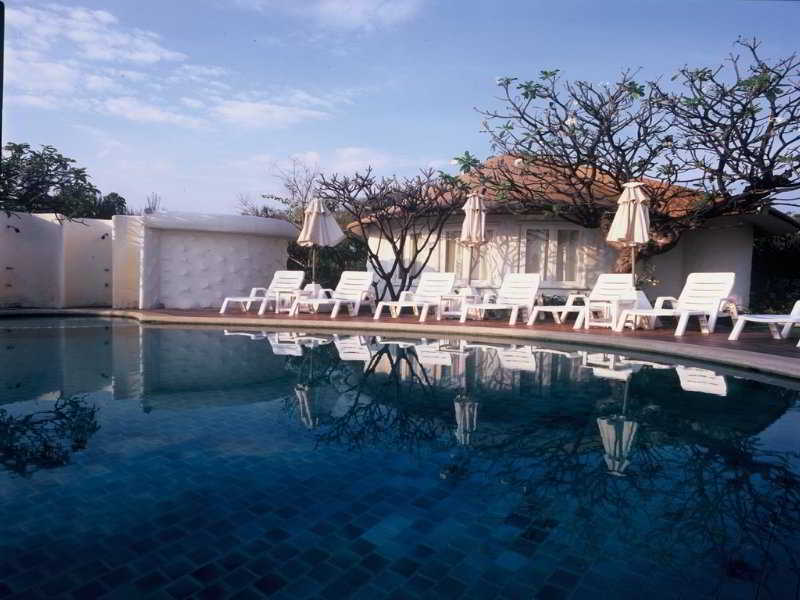 Pool thumbnail 4