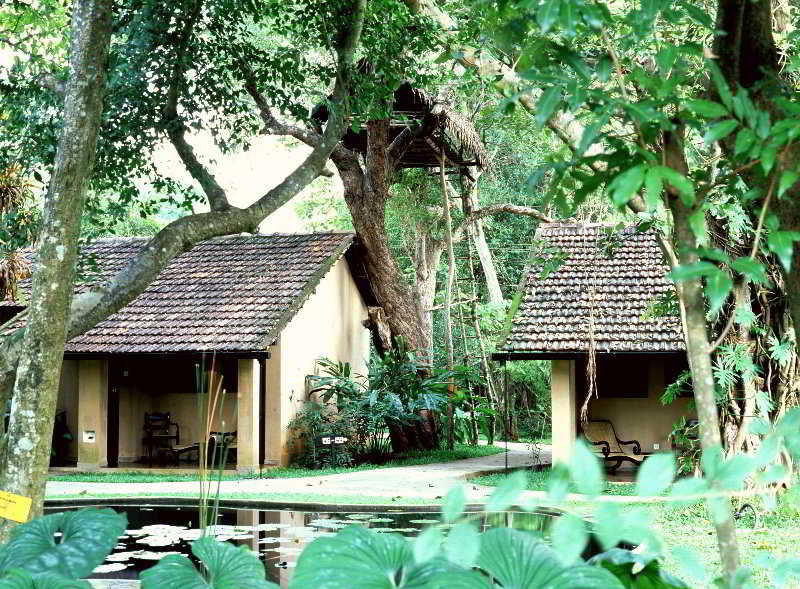 Sigiriya Village Hotel