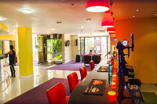Luton Hotel photo 4