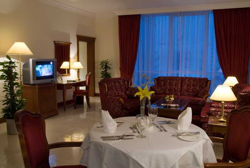 Grand Excelsior Hotel Sharjah - Zimmer
