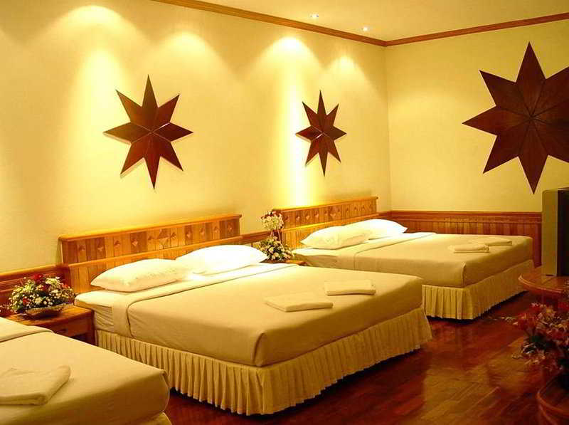 Room thumbnail 5