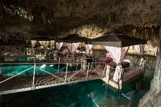 Grotto Bay Beach Resort Bermuda
